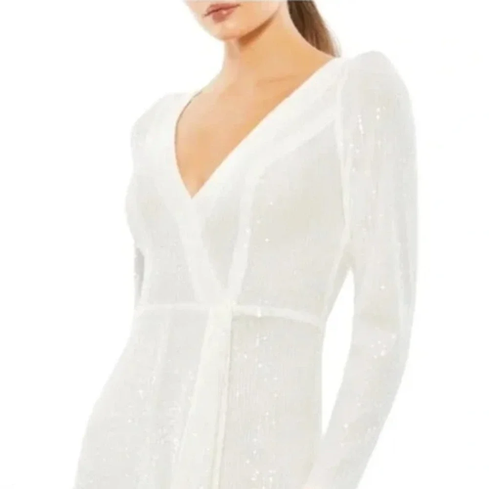 MAC DUGGAL Dress Size 6 Evening Gown Sequin Long Sleeve NEW White V Neck - Picture 6 of 9